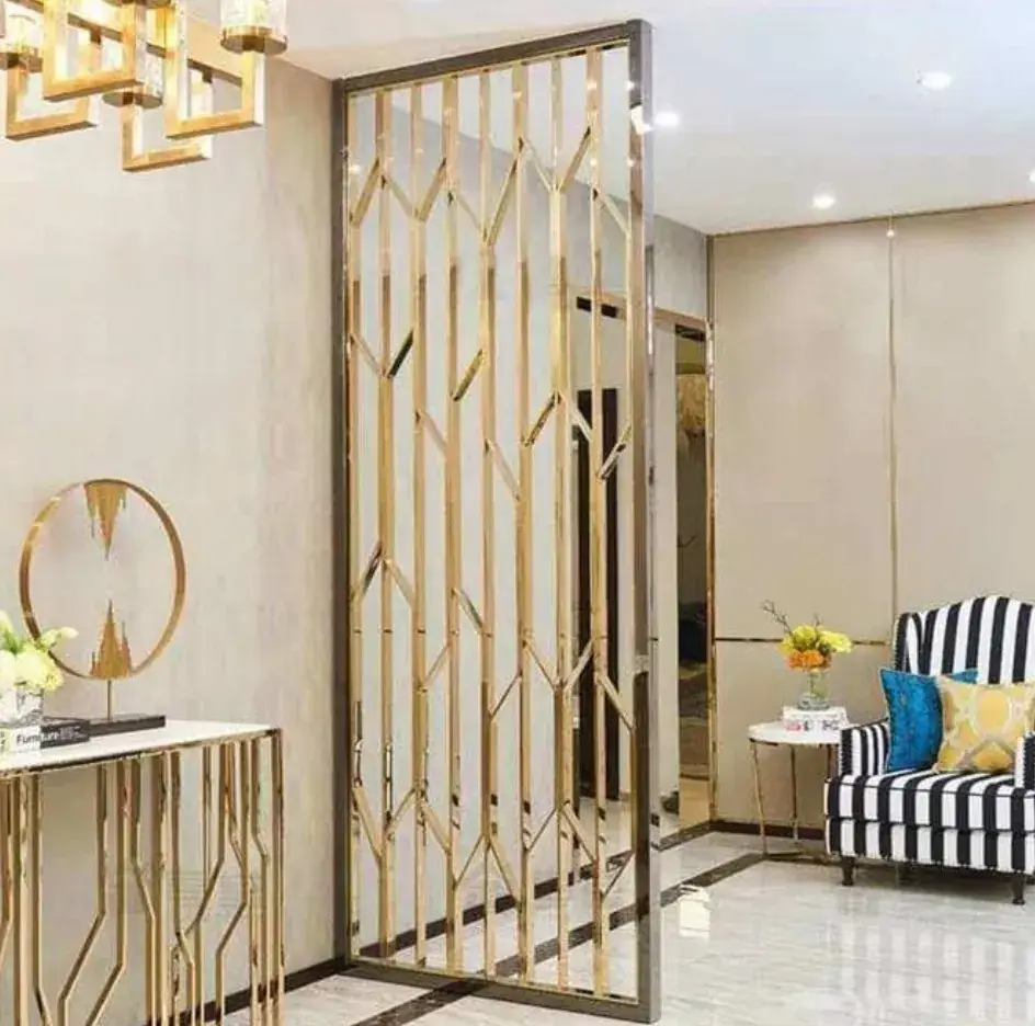 Gold metal screen in a lobby